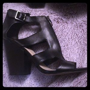 Beautiful black heels 👡 size 10 Vince Camuto